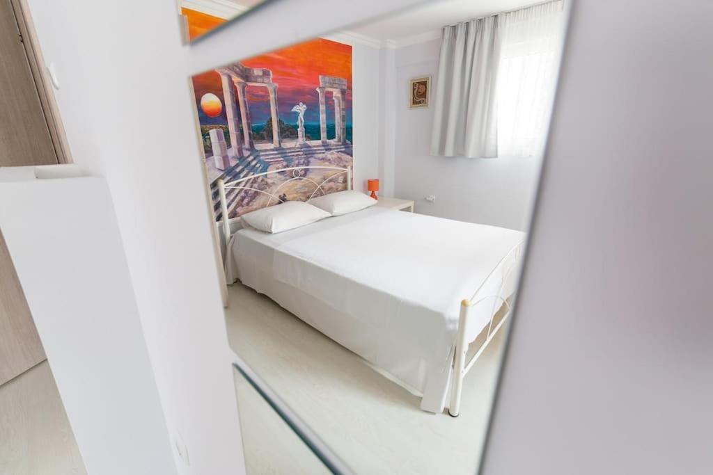 2 Bedrooms Apartment Close To Metro Dafni In Atenas Exterior foto